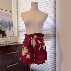 Woman's Shein Red Floral Print High Waisted Shorts with Bow Tie. Size Small